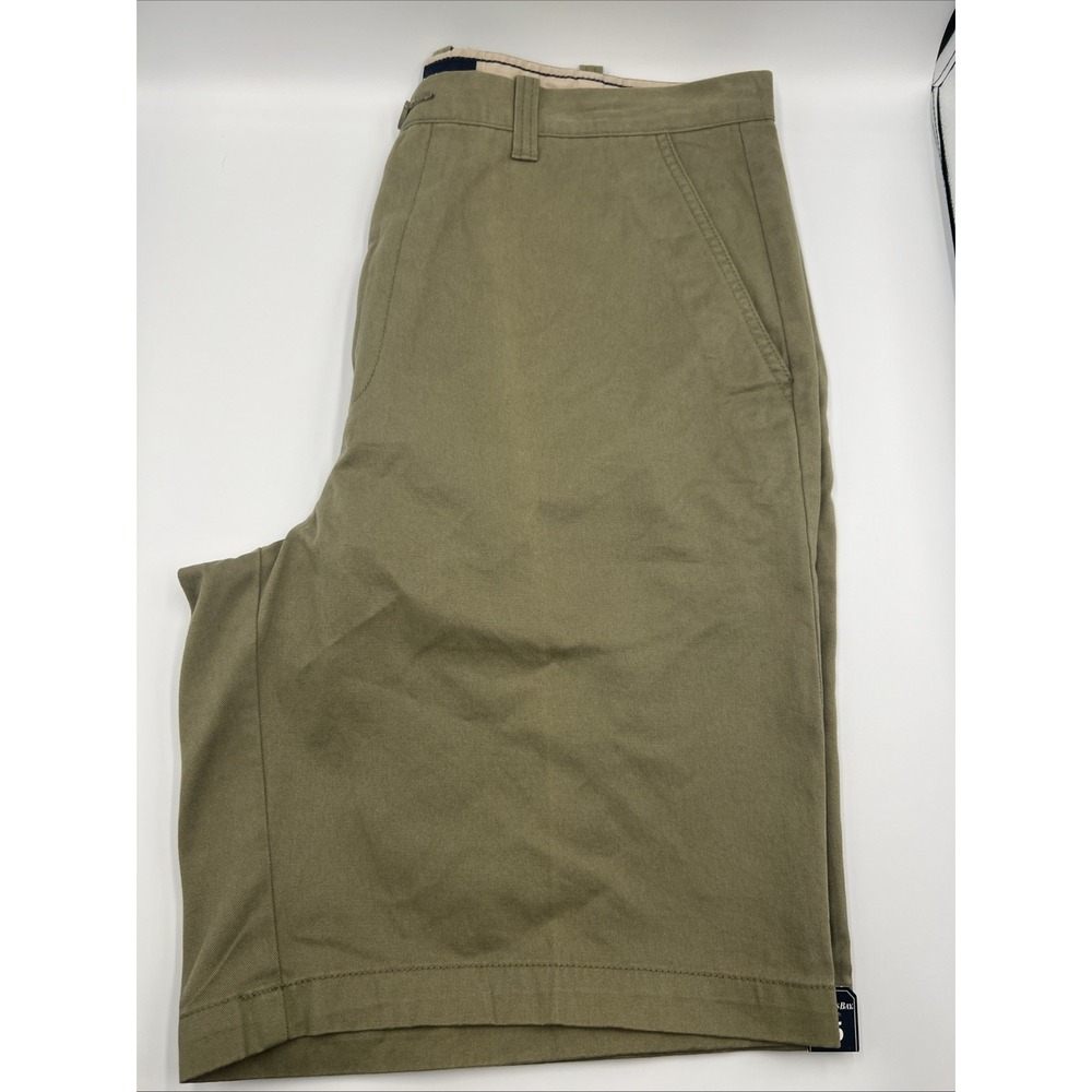 NWT St John's Bay Mens Olive Green Shorts 10"‎ Inseam Size 36